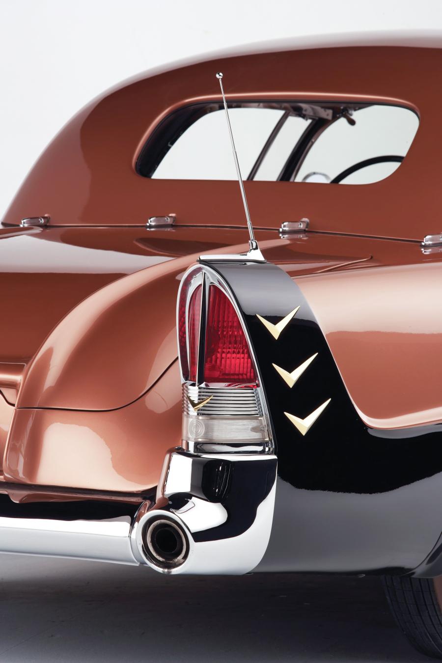  Packard Panther Daytona Roadster Concept Car 1954 года  (фото 2 из 10)